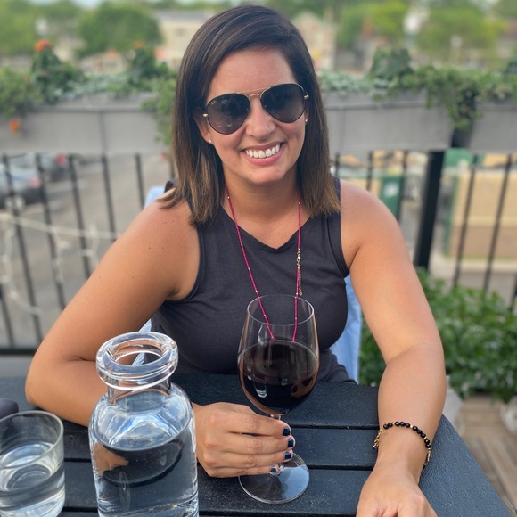 Meet your Posher, Melanie - Picture 4 of 4